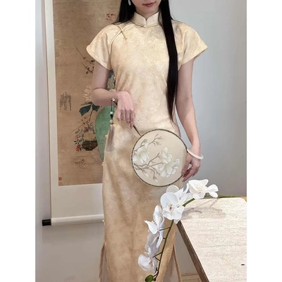 san小姐2025年夏季新款黄色旗袍