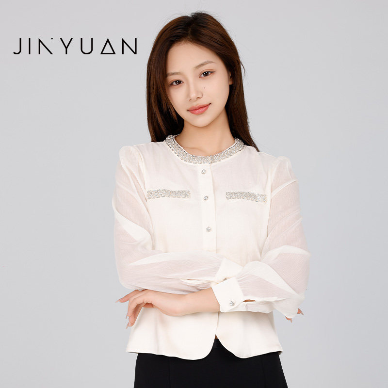 金苑2025春装新款小香风圆领雪纺衫女短款设计感衬衫上衣A251113