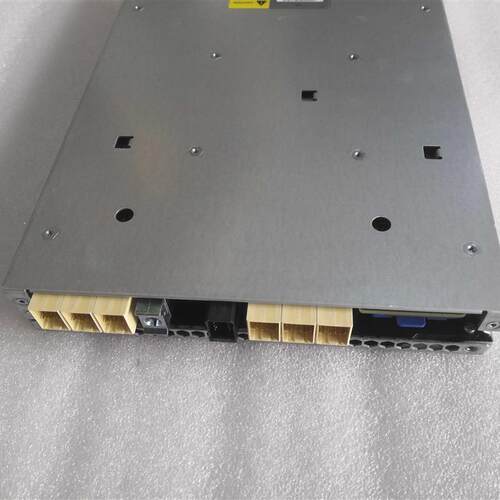 NETAPP FAS2240 控制器111-00846  6GB缓存 X3245A-R6 111-01287
