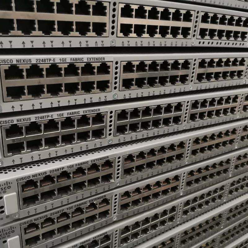Cisco/思科  N2K-C2248TP-E 48口千兆+ 4万兆口数据交换机 现货