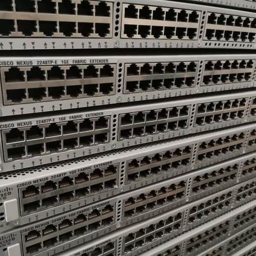 Cisco/思科  N2K-C2248TP-E 48口千兆+ 4万兆口数据交换机 现货