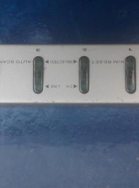 蓝宝(LANBE) AS-41P 4口 PS2 桌面 KVM切换器原装拆机