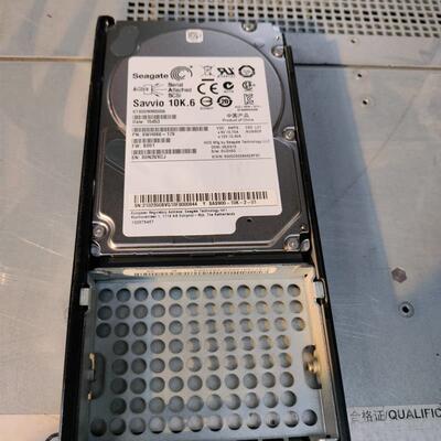 02350WLG 02350BVQ 02351KBU 900G 10K 存储硬盘5300 5500 V3