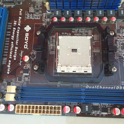 梅捷SY-F2A85A+ 节能版 支持FM2 DDR3 USB3.0 SATA3主板