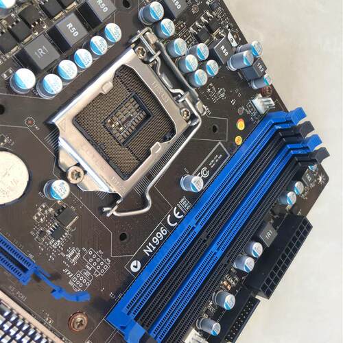 微星H55M-E33全固态电容1156针主板支持I3 I5 I7双核四核DDR3内存