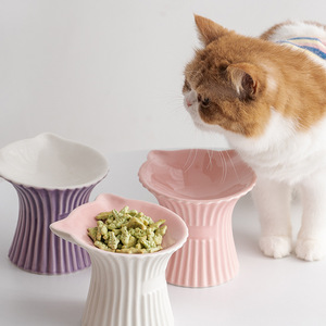 高脚陶瓷猫碗可爱宠物碗猫咪食盆防打翻饮水碗保护颈椎猫粮碗狗盆