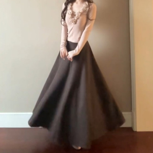 美拉德百褶咖色半身裙子大码 棕色长裙梨型身材伯克利裙 女2026新款