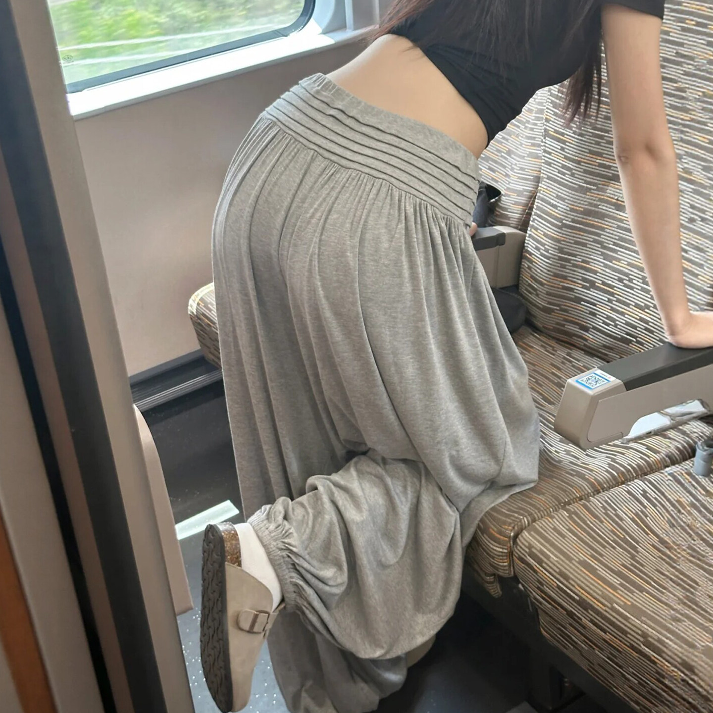 灰色束脚花苞裤大码女装秋季糯米裤灯笼遛弯裤今年流行八分梧桐裤