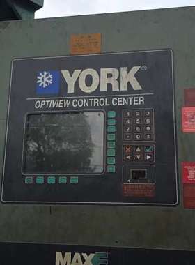 约克离心机控制柜，Optiview控制中心显示屏，MaxE离