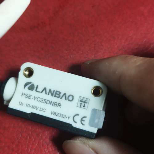 兰宝光电传感器，型号PSE-YC25DNBR，工作电压10-