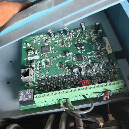 欧瑞E1000变频器主板DOC3KQ15，30kw大功率，三