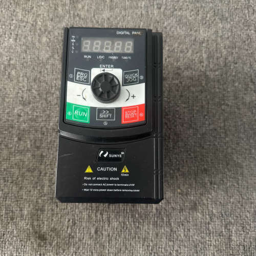 日业变频器SUNYE CM530H-4TR75GB/1R5P