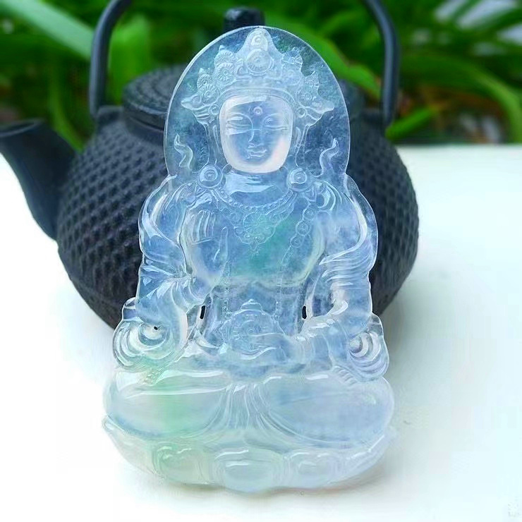 天然A货缅甸翡翠 冰种渡母观音 精美水润 玉质细腻 色泽鲜艳 工艺