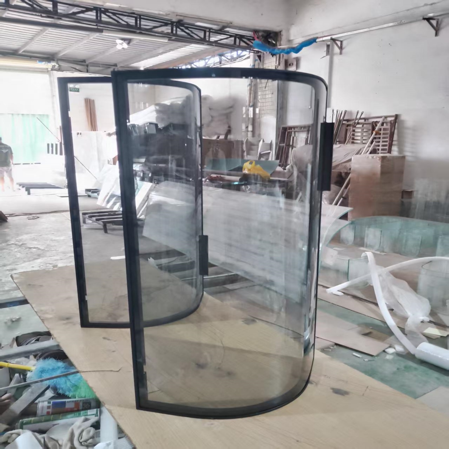 弧型衣柜门异形弧形玻璃门定制