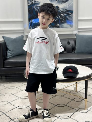 3D立体字母刺绣T恤短裤套装