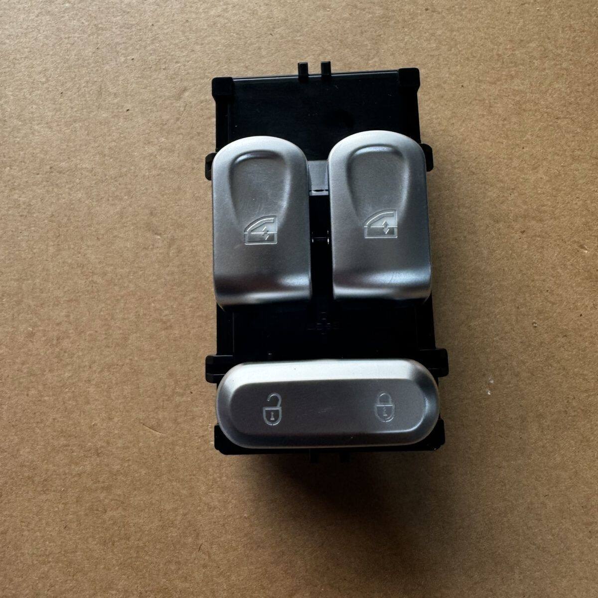 长安糯玉米lumin玻璃升降器器开关一键升降开关左前开关玻璃开关