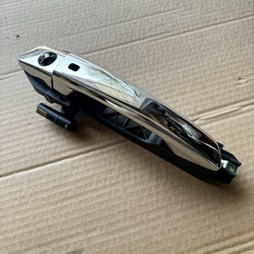 斯威X7金杯750车门外拉