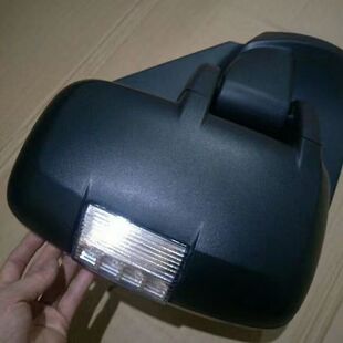 适用于上汽大通V80倒车镜后视镜V80PLUS反光镜镜片倒车镜总成壳镜