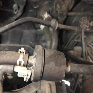 XV4A91S4A92S碳罐控制阀碳罐电磁阀 LVX3 适用于风行景逸1.5XL