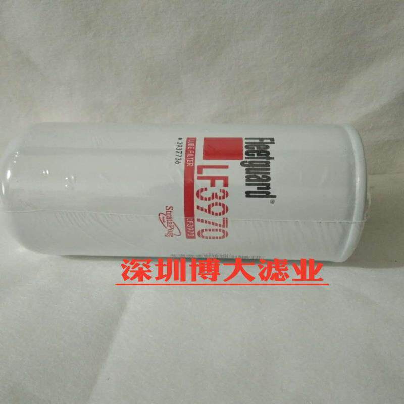 现代215VS徐工0D/机油滤