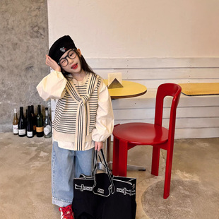 女童春季套装披肩毛衣针织马甲韩版圆领条纹背心衬衫两件套潮套装