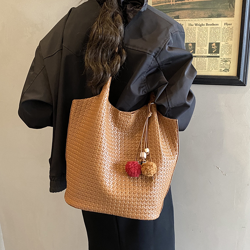 巨塔之后宣萱董一妍陈炜方欣刘佩玥文以珈陈桢怡王启心同款包包女