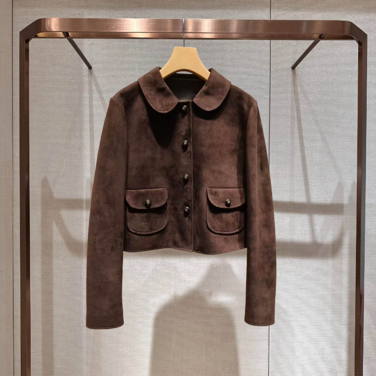 卓雅资2025秋季娃娃领短款外套女