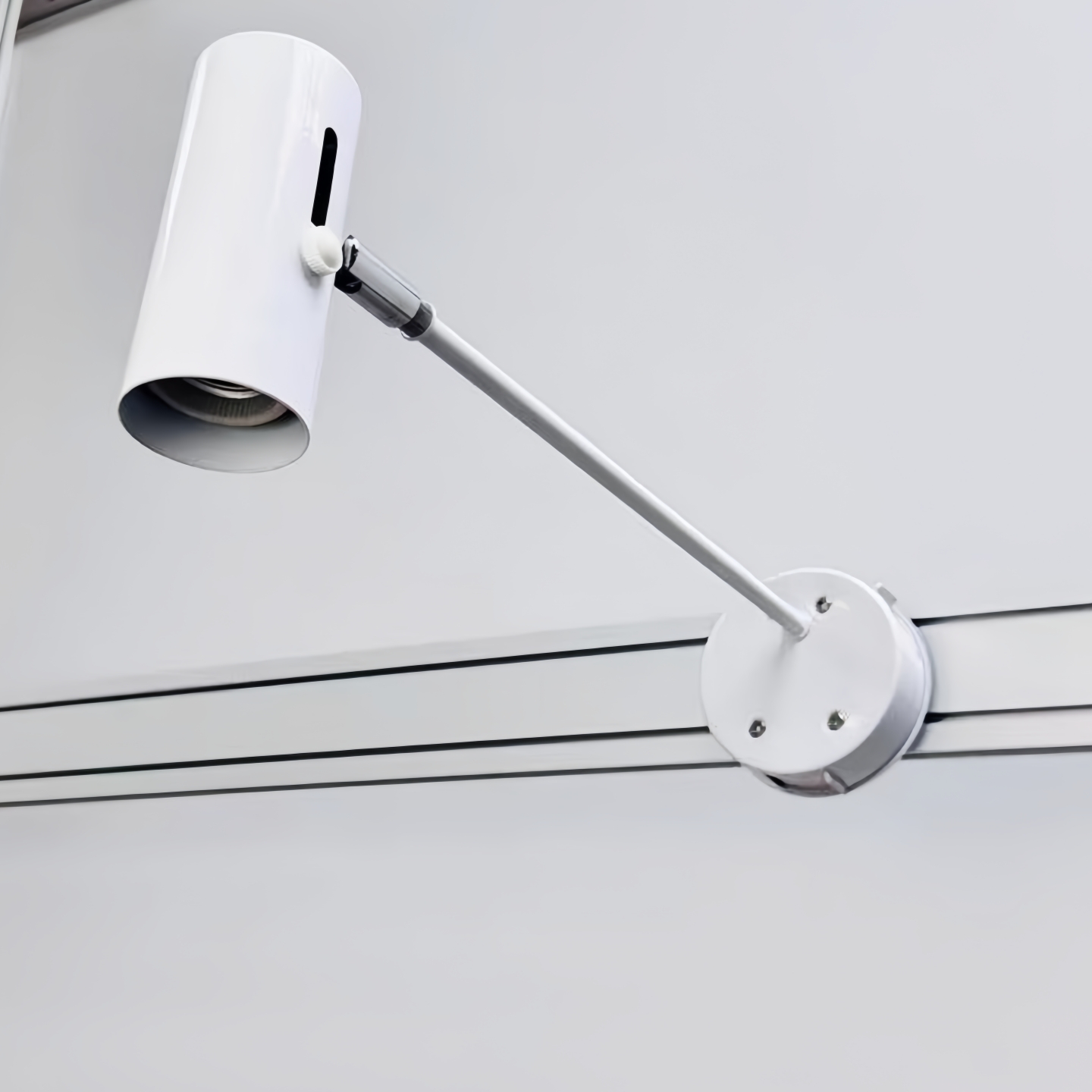 展标摊长臂射灯三插E27口串联灯