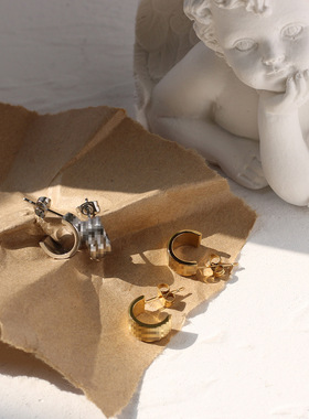 ED054 轻奢罗马三圈金属欧美法式光圈耳钉耳环小巧 钛钢镀18K金银