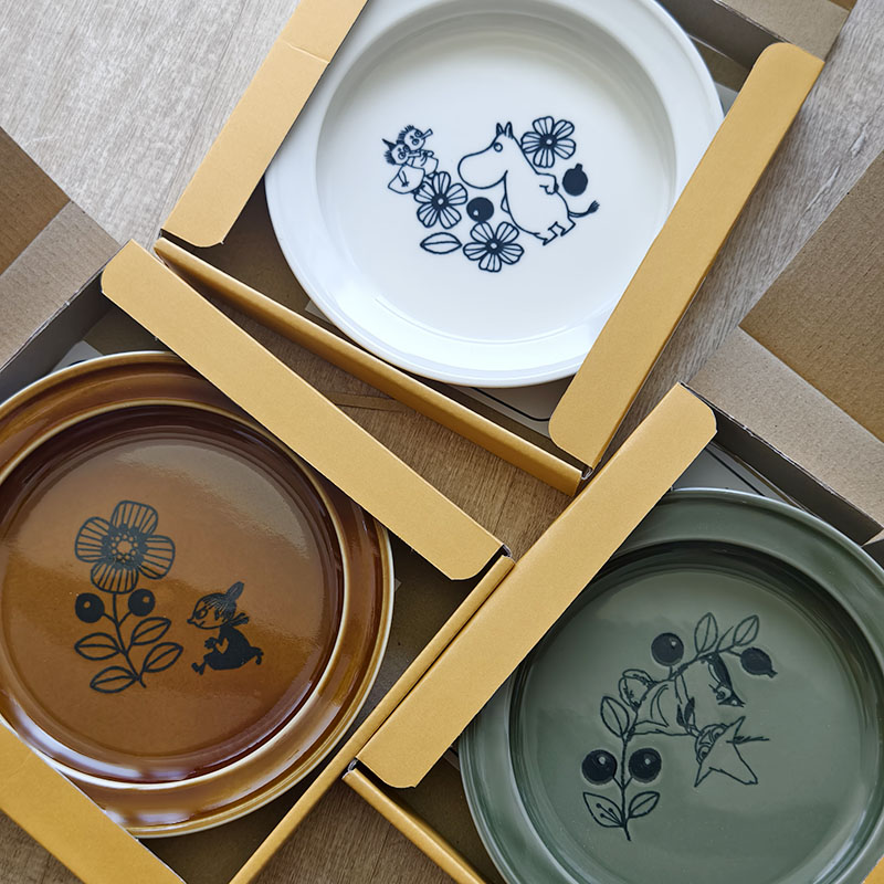 正版山加商店姆明家族陶瓷盘