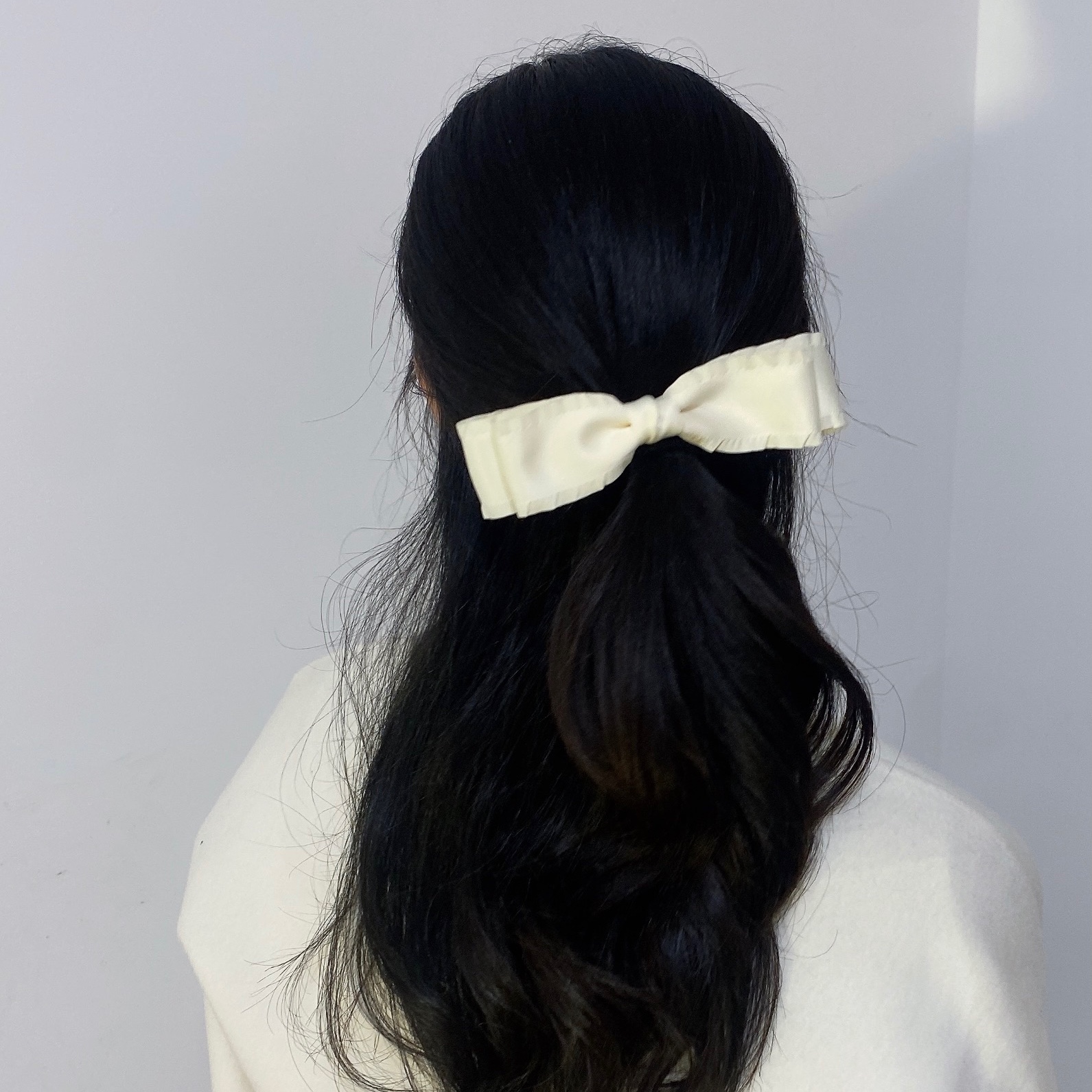 褶皱头饰温柔发卡温柔褶皱奶油白