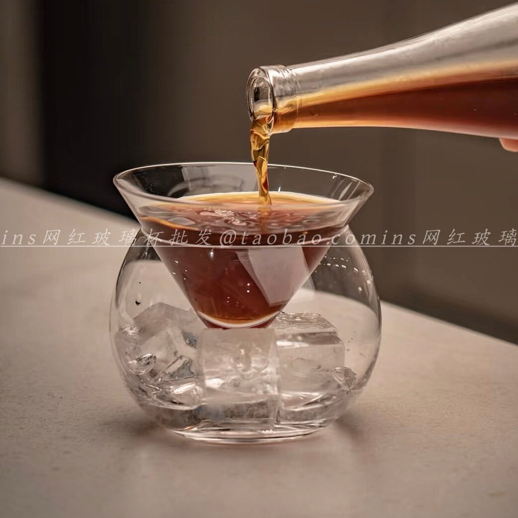 ins风自制鸡尾酒冰镇杯双层玻璃三角杯高颜值冷饮果汁咖啡杯创意