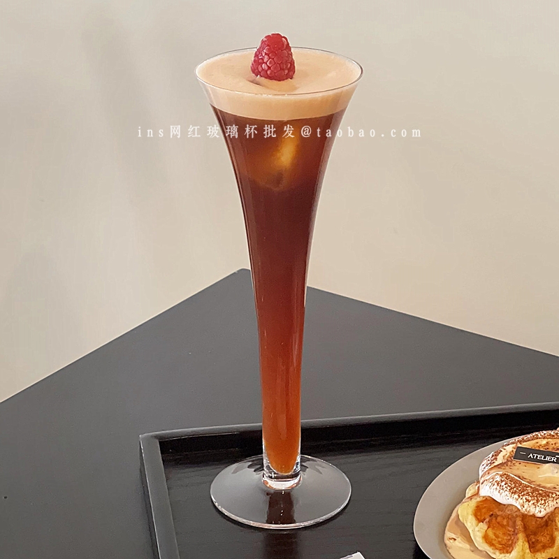 创意个性玻璃喇叭调酒杯