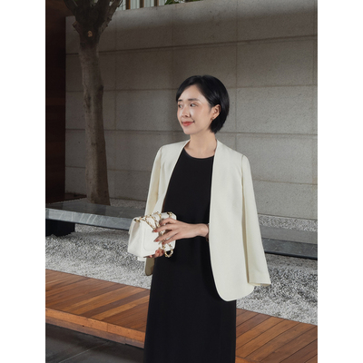 THEMAURY夏款简约气质西装外套女