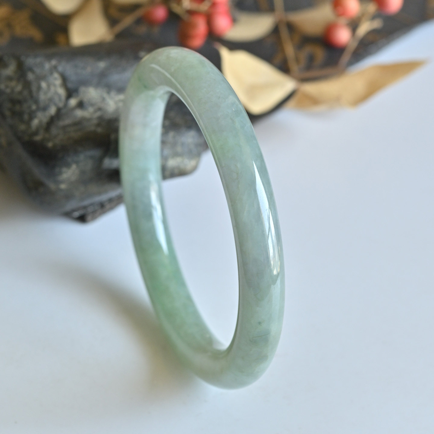 清仓天然翡翠手镯A货冰种满绿玉镯子女款56.5缅甸圆条玉手镯正品