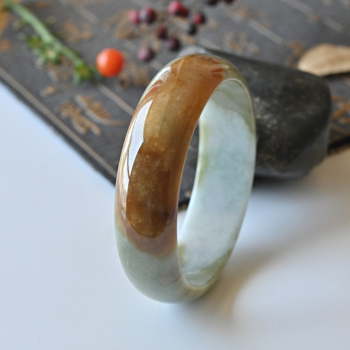 清仓天然翡翠A货糯种黄红翡玉手镯女款57.8缅甸大宽版玉镯子正品