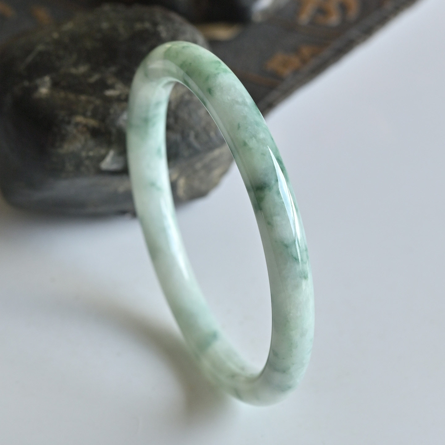 清仓缅甸天然A货翡翠手镯53.8冰糯种飘花玉镯子女款圆条一物一图