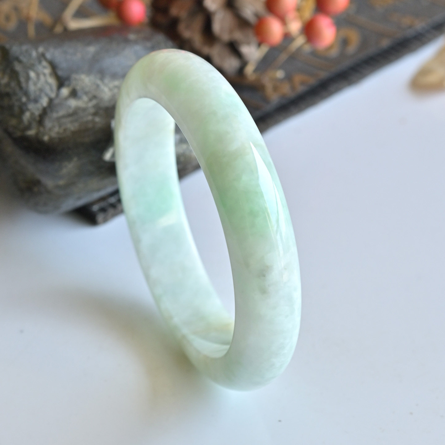 清仓天然A货翡翠手镯冰糯种浅绿玉镯子女53.6缅甸玉手镯一物一图