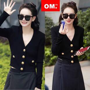 戚薇明星同款黑色金属扣修身上衣针织衫毛衣小香风外套女秋装新款