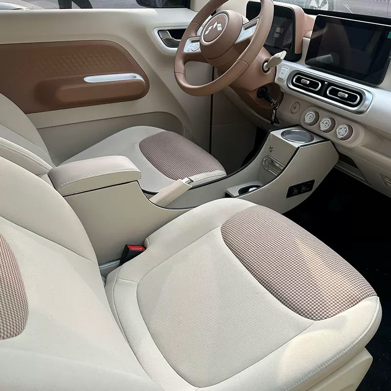 五菱第三代宏光mini马卡龙扶手箱