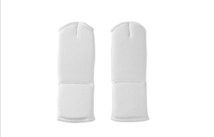 极真空手道拳套 成人儿童训练防护 实战训练防护 耐打护手