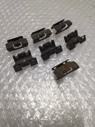 适用于奔驰S级W221 W222 W211 S300 S350 S500 S600地板压条 卡扣