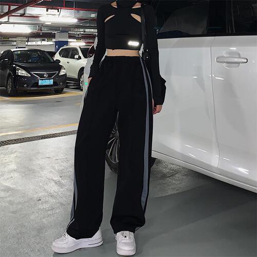 魔于 72MY8009 魔于 72MY8009