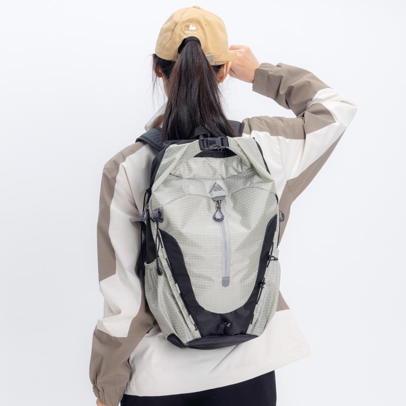 户外登山包女双肩包轻量化大容量25升徒步旅行背包男耐磨学生书包