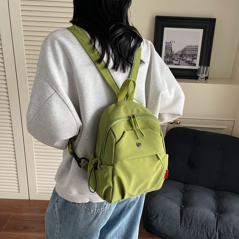 多功能大容量双肩背包