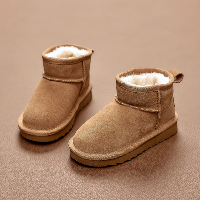 儿童加绒加厚雪地靴真皮软底雪地棉宝宝保暖棉鞋反绒皮男童短靴