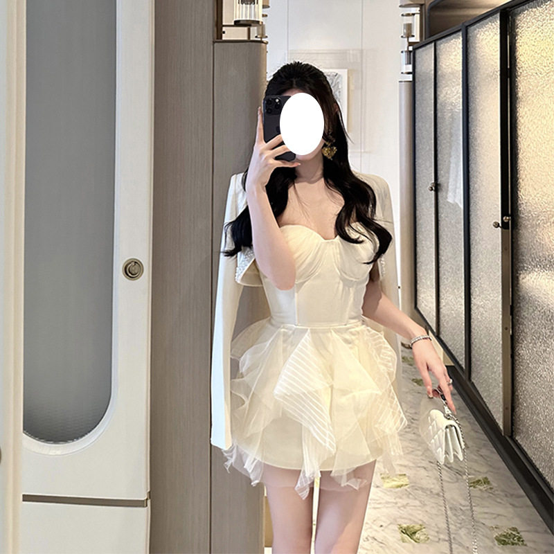 法式性感抹胸露肩背鱼骨网纱蓬蓬连衣裙轻奢高端小众级晚宴会礼服