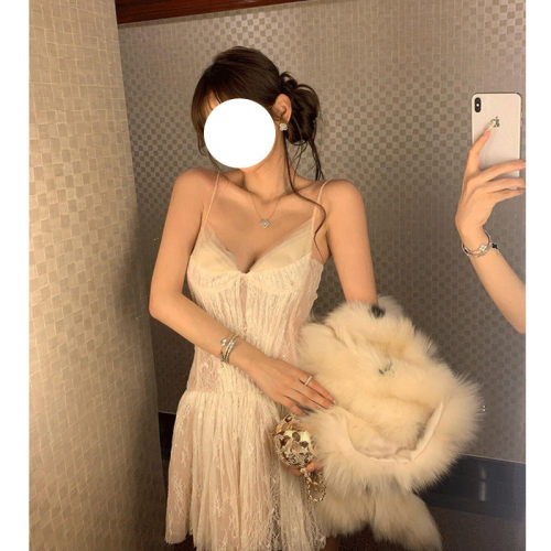 性感V领吊带露肩背礼服蕾丝网纱晚宴生日party修身收腰名媛连衣裙