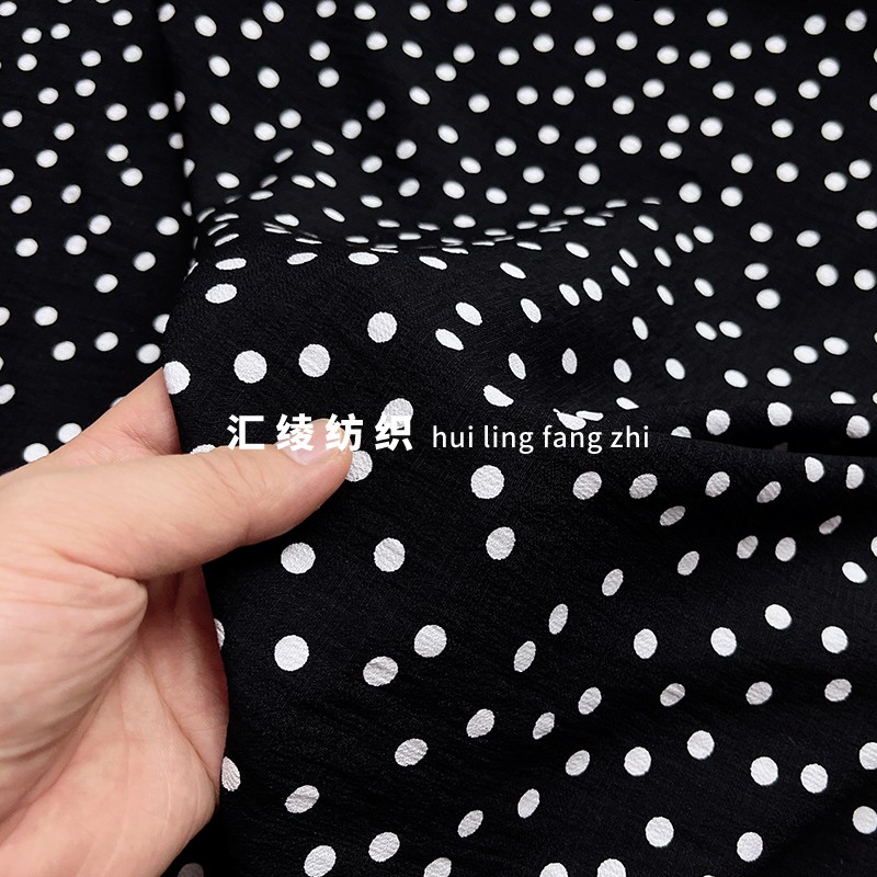 竹节亚麻纹理黑底白色波点雪纺布料夏季天丝棉布连衣裙汉服面料