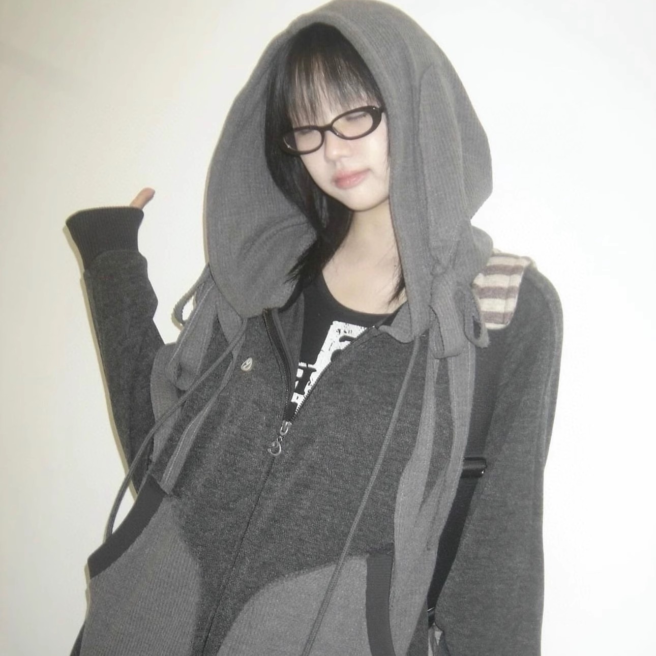 coyseio连帽卫衣拉链衫外套女